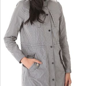 BASICALLY NEW! TORY BURCH GINGHAM JACKET. SIZE 2